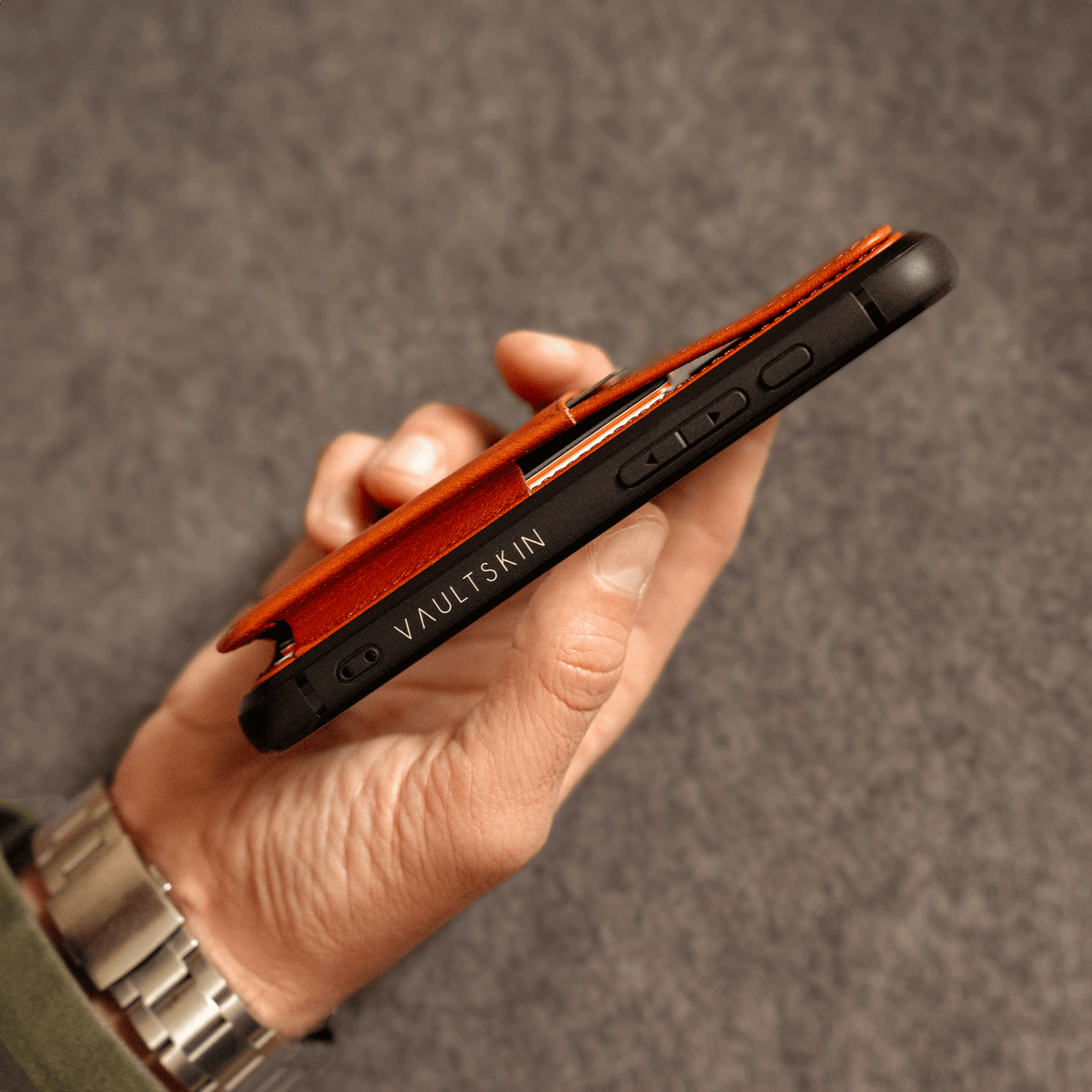 Modern iPhone 16 Pro Max Case